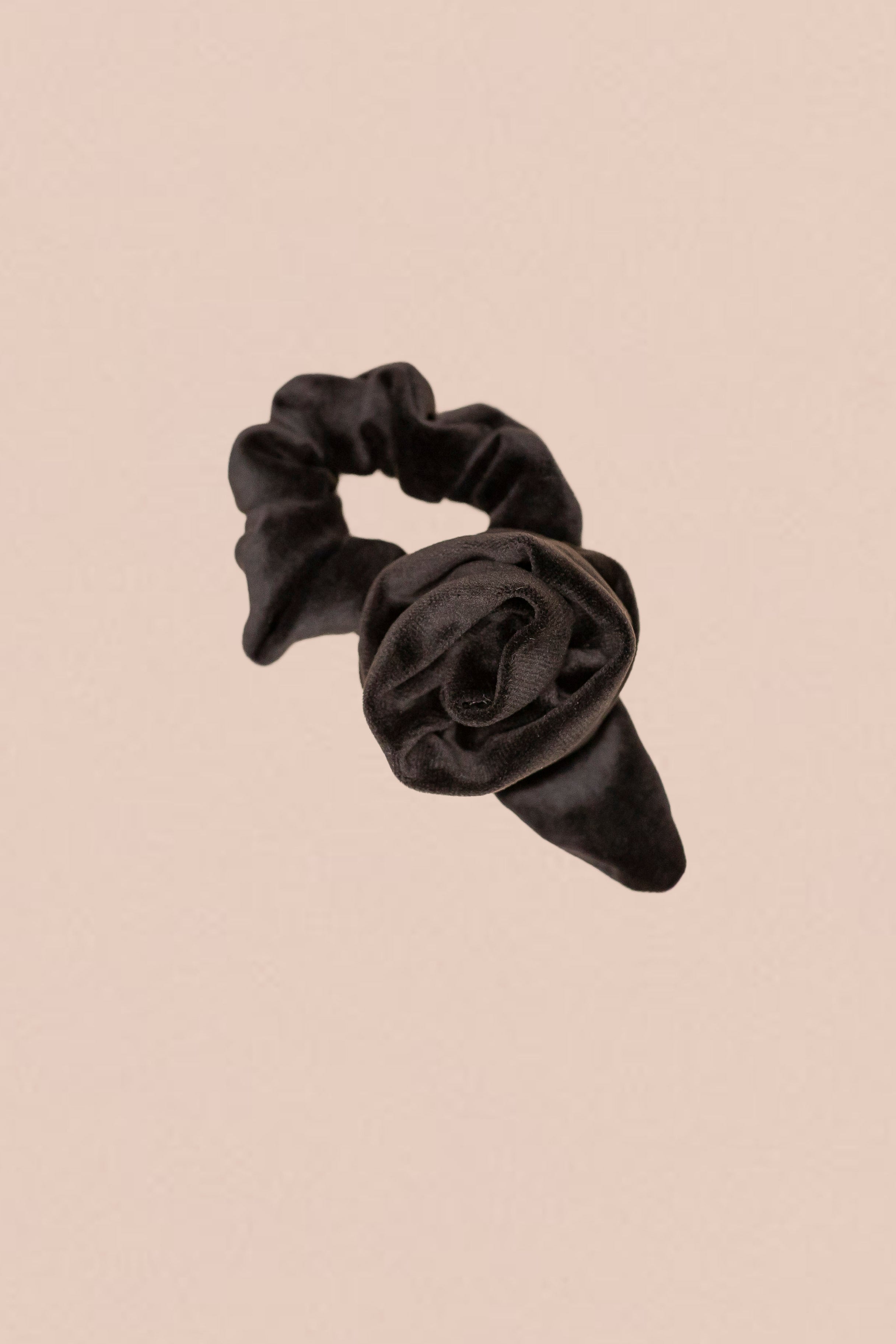 Gumka BLACK ROSE
